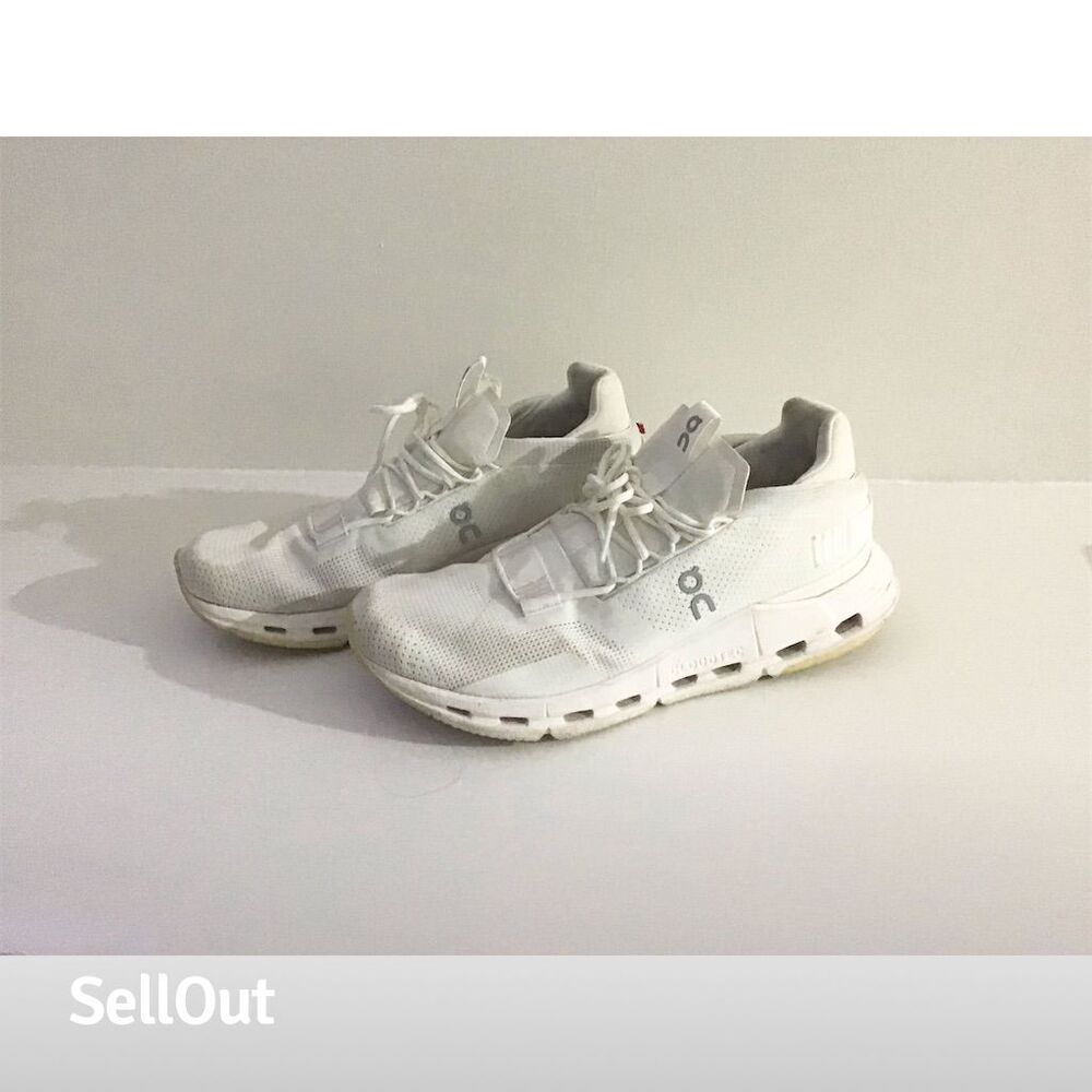 On Running Cloudnova Unisex White Athletic Shoes Size 10